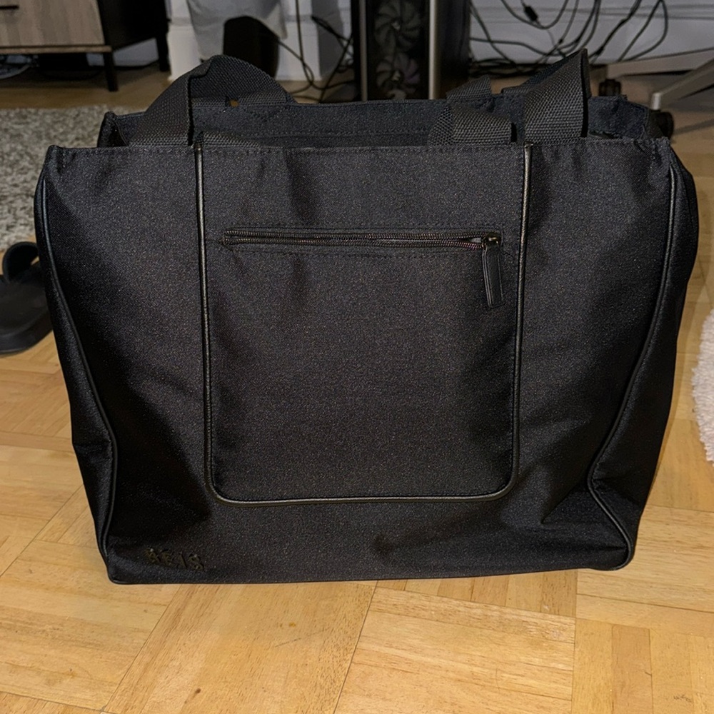 Béis East to West Tote in Black